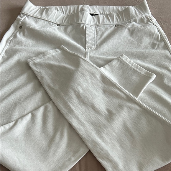 Vera Wang Pants - Simply Vera White Jeans